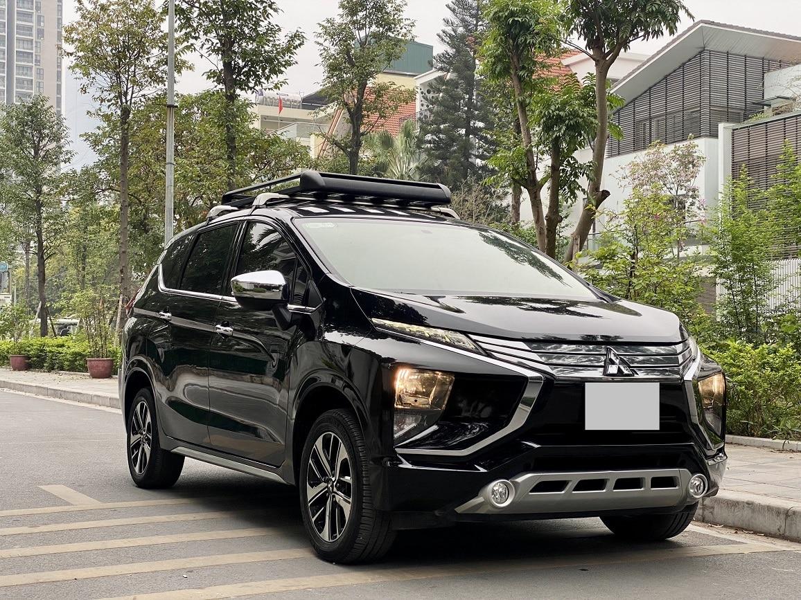 Mitsubishi Xpander màu đen cũng được nhiều khách hàng mệnh Thủy lựa chọn